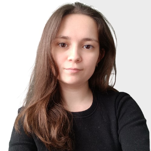 Sabrina Sh. - Leads the course Figma: Learning Design from Basics to Pro and more 7 courses рис.1