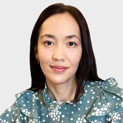 Alla N. - Leads the course AI for Kids: Fun Projects & Hands-on Learning and more 8 courses рис.1