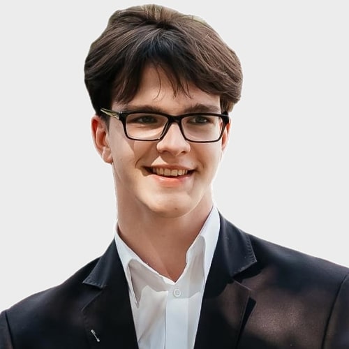 Ilya G. - Leads the course AI for Kids: Fun Projects & Hands-on Learning and more 5 courses рис.1