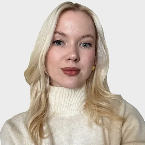 Vera S. - Leads the course Adobe Illustrator basics and more 8 courses рис.1